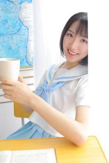 夏目春彩